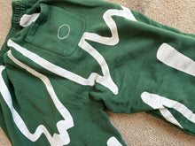 Load image into Gallery viewer, Grafitti Sweatpants